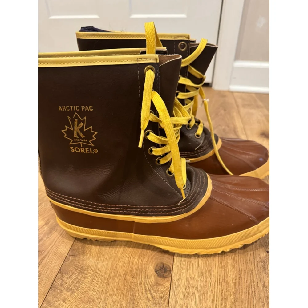 Men’s Vintage Sorel Arctic Pac Winter Boots Size 14 Brown Yellow